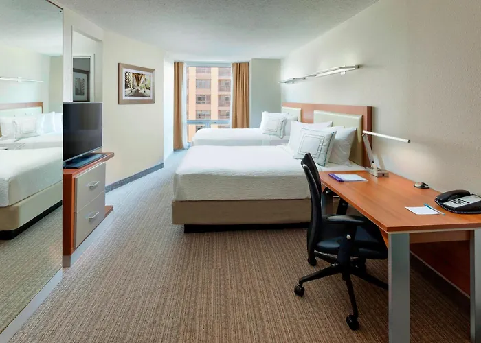 SpringHill Suites Chicago Downtown/River North